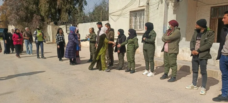 Bi çalakiyên cihêreng 8’ê Adarê li gelek bajaran hat pîrozkirin