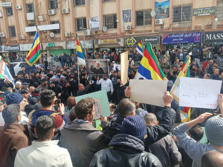 Xelkê Siwêdayê li dijî desthilata Şamê çalakî li dar xist