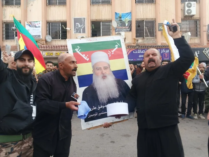 Xelkê Siwêdayê li dijî desthilata Şamê çalakî li dar xist