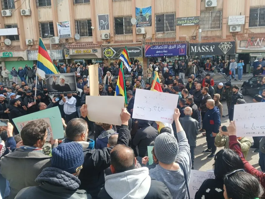 Xelkê Siwêdayê li dijî desthilata Şamê çalakî li dar xist