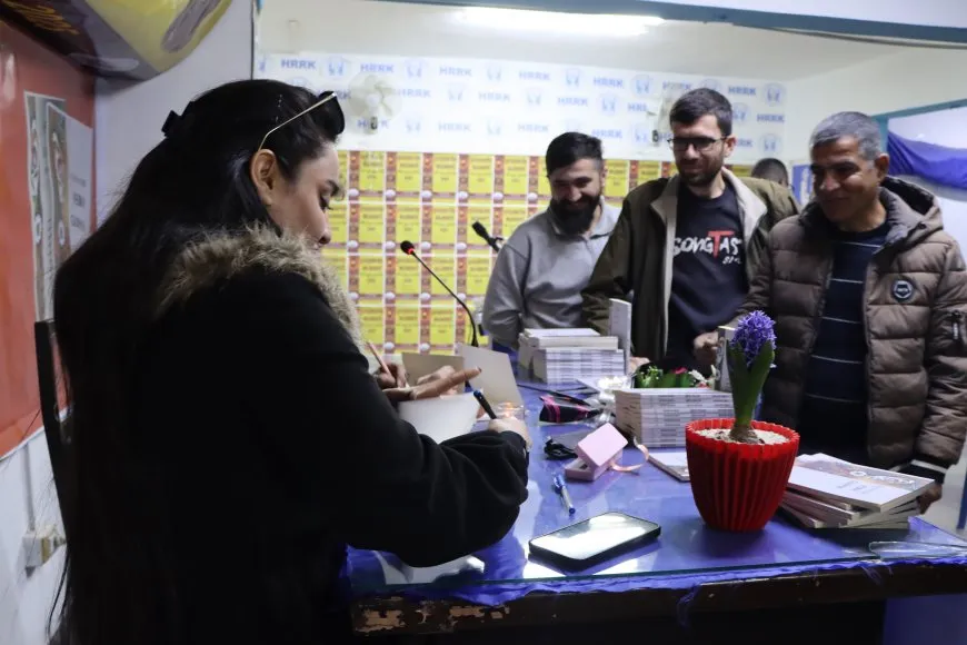 Ji çalakiyên 8`ê Adarê: pirtûka ji çîrokên şoreşê hat imzekirin