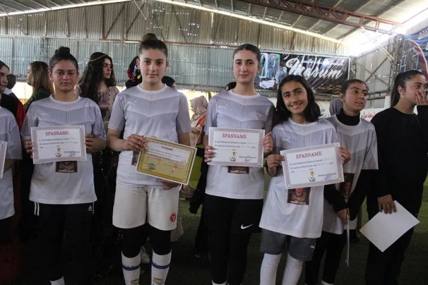 Li Cizîrê û Helebê çalakiyên hunerî, jîngehî û çandî