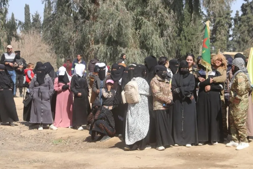 Jinên ji Dêrazorê 8’ê Adarê pîroz kir
