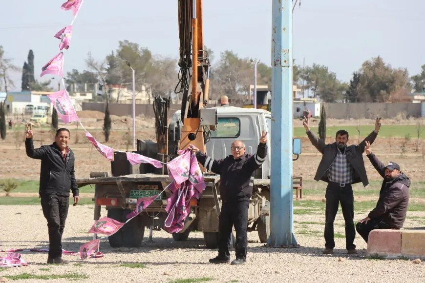 8’ê Adarê dê li bajarên Bakur û Rojhilatê Sûriyeyê û Heleb bi şahiyên girseyî bê pîrozkirin
