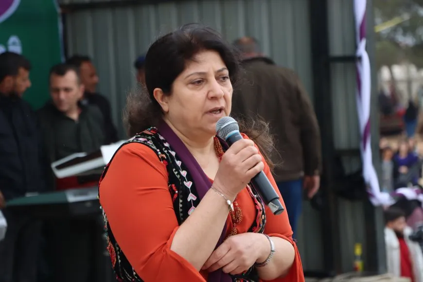 Ji pîrozahiya 8’ê Adarê ya li Qamişloyê peyama têkoşîna hevpar