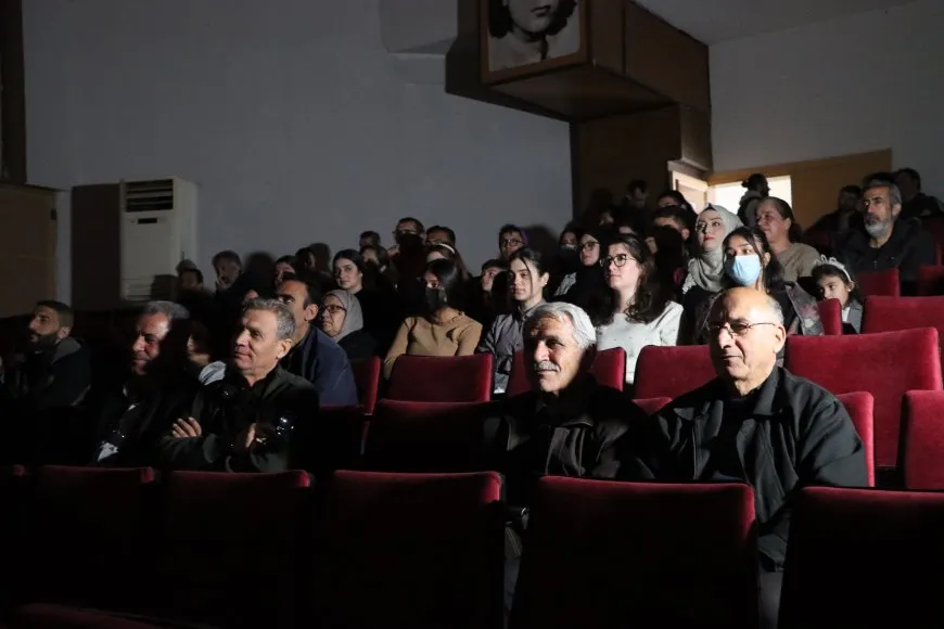 Hunermendê nemir Mihemed Şêxo li Qamişlo û Girkê Legê hate bibîranîn