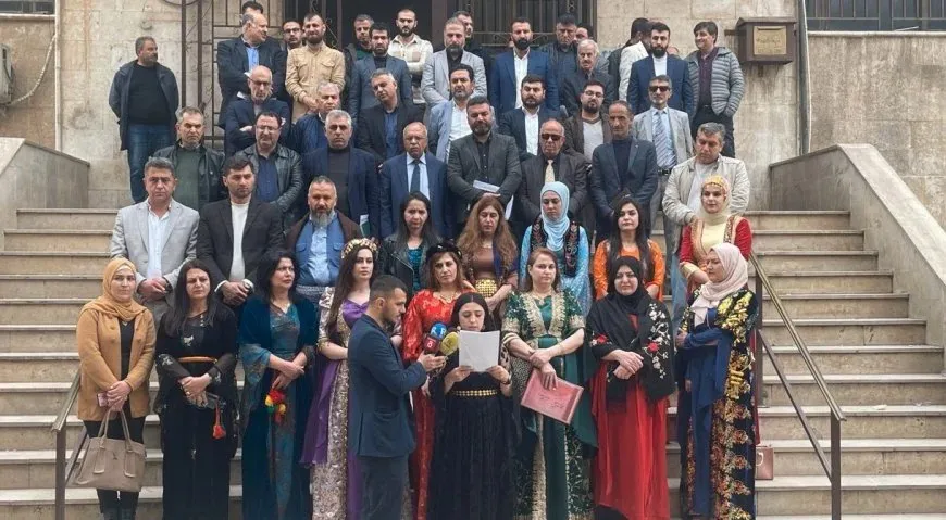 ‛Hesab ji berpirsiyarên komkujiyên li peravê bixwazin’