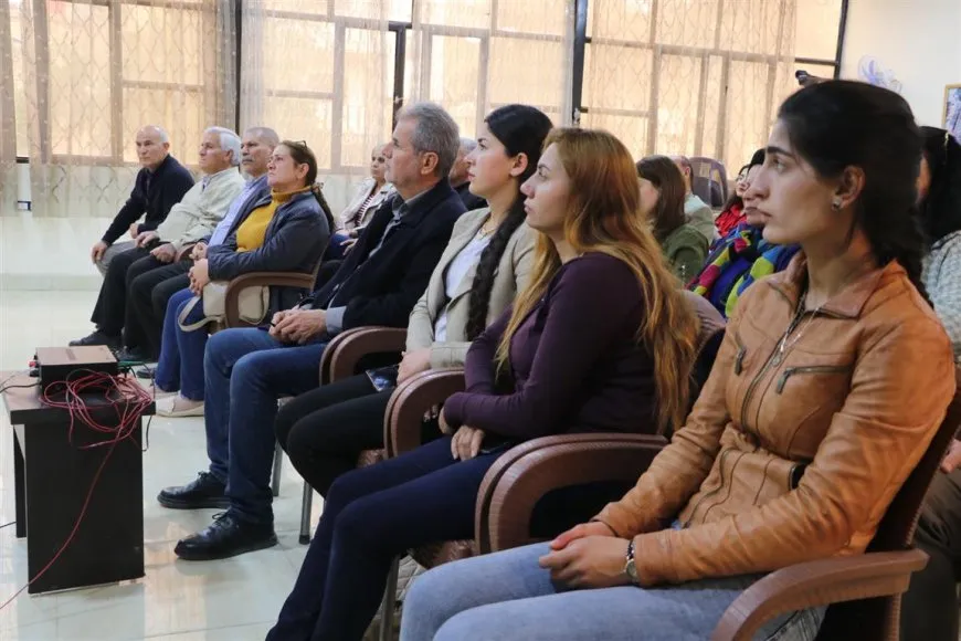 Bi şevbuhêrkekê fedakariyên jinan hat silavkirin