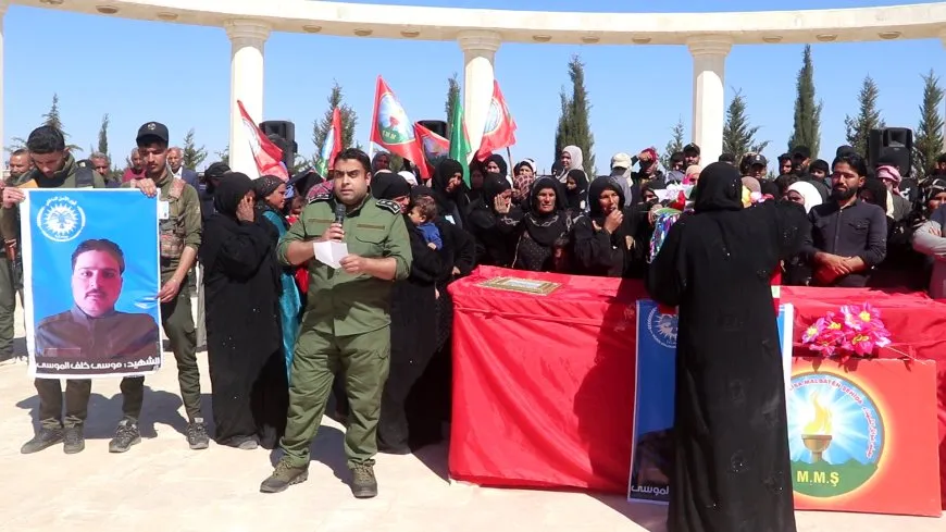 Bi merasîmeke girseyî şehîd Mûsa El Mûsa hat oxirkirin