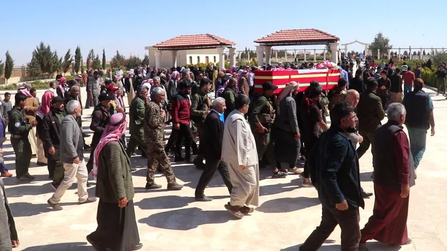 Bi merasîmeke girseyî şehîd Mûsa El Mûsa hat oxirkirin