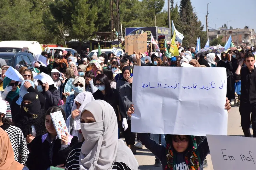‛Danezana destûrî nûnertiya me nake’
