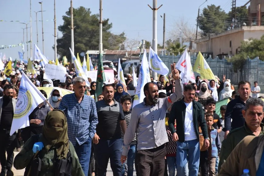 ‛Danezana destûrî nûnertiya me nake’