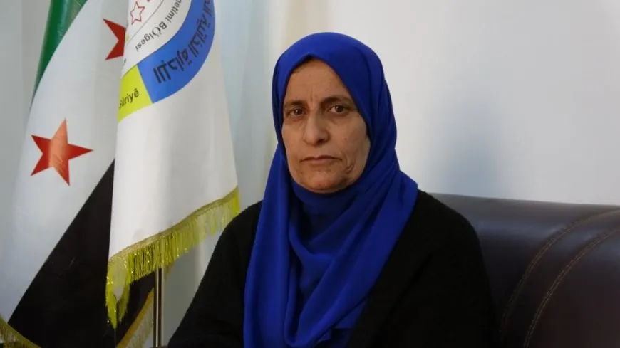 "Di projeya Rêbertiyê ya aştî û demokrasiyê de jin stûna bingehîn e"