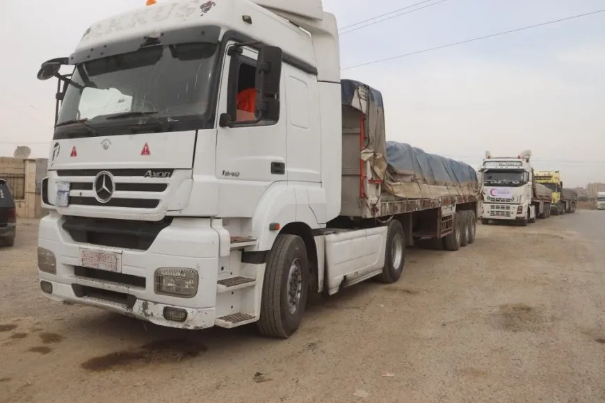 Karwana alîkariyan ji Reqayê ber bi peravê ve kete rê