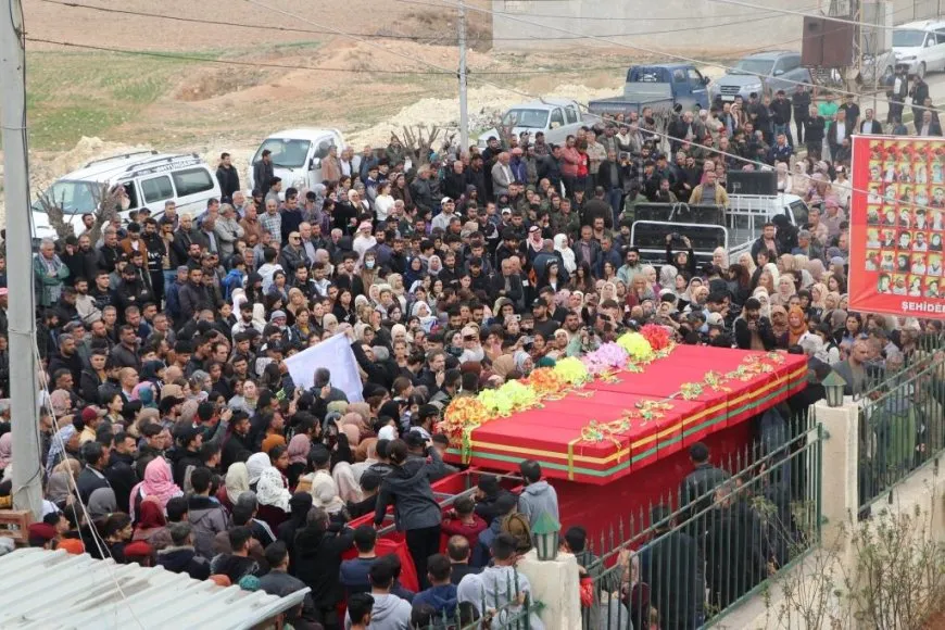 Şêniyên Firatê şehîdên komkujiyê oxir kirin