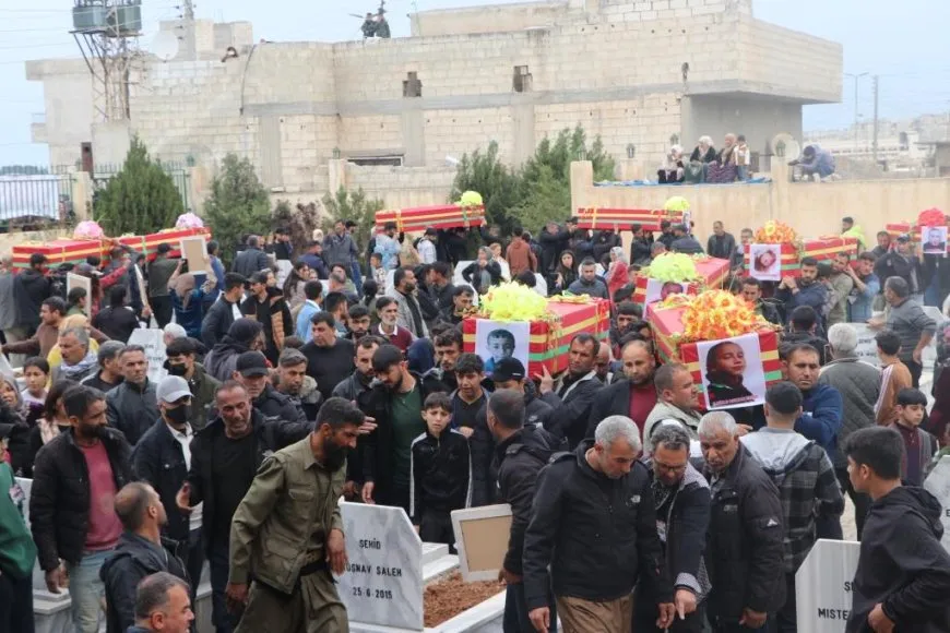 Şêniyên Firatê şehîdên komkujiyê oxir kirin