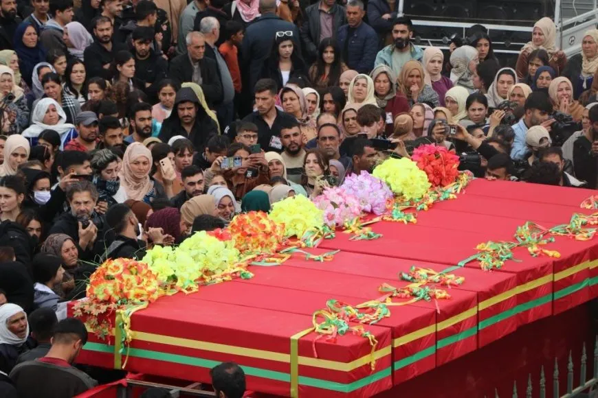 Şêniyên Firatê şehîdên komkujiyê oxir kirin
