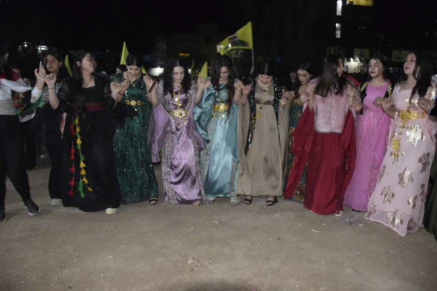 Agirê Newrozê her rojê geştir dibe