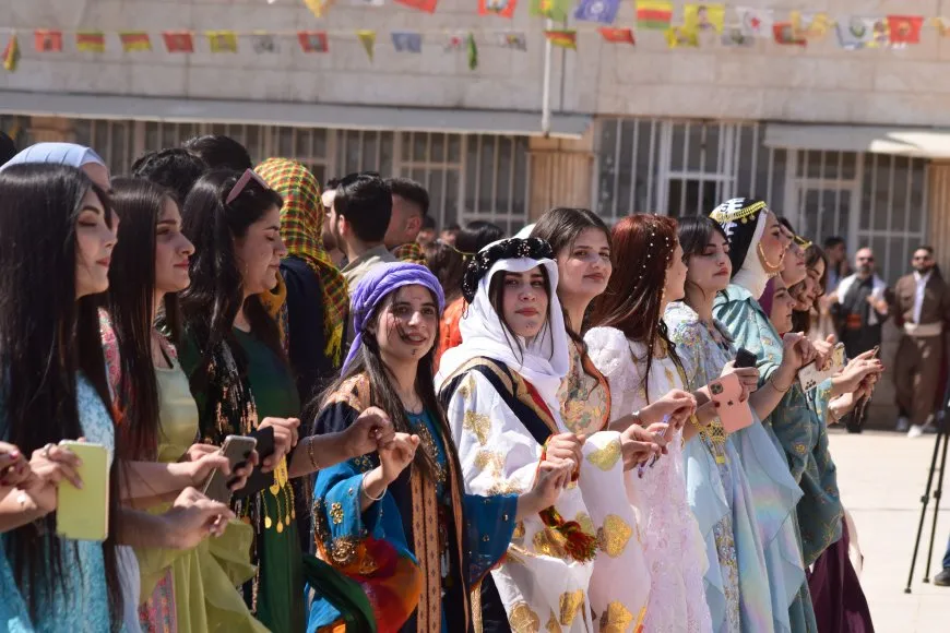 Pîrozbahiyên Newrozê li kantona Cizîrê dewam dikin