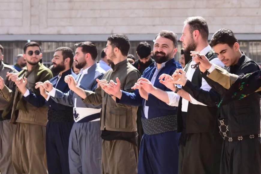 Pîrozbahiyên Newrozê li kantona Cizîrê dewam dikin