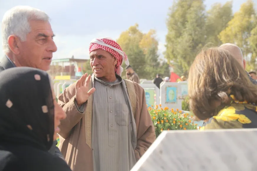 Şandeyeke Rêveberiya Xweser serdana Pakrewangeha Şehîd Delîl Saroxan kir