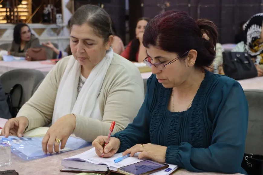 Konferansa Yekemîn a Jinên Kurd li Rojava dest pê kir