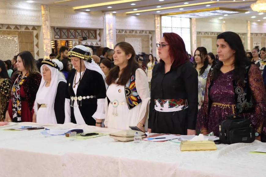 Konferansa Yekemîn a Jinên Kurd li Rojava dest pê kir