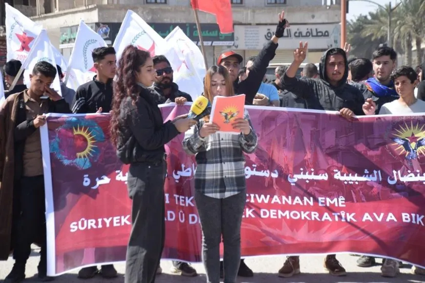 Ciwan li dijî ‘Danezana Destûrî’ meşiyan