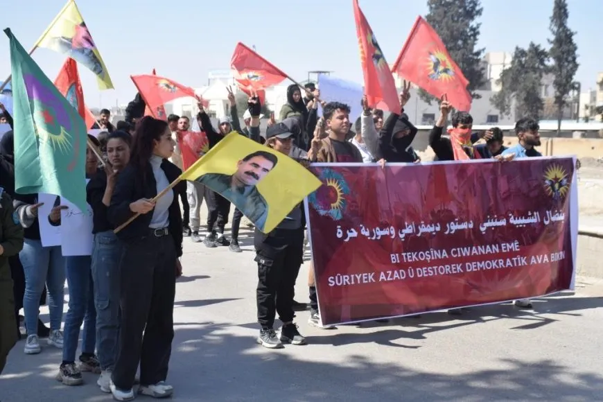 Ciwan li dijî ‘Danezana Destûrî’ meşiyan