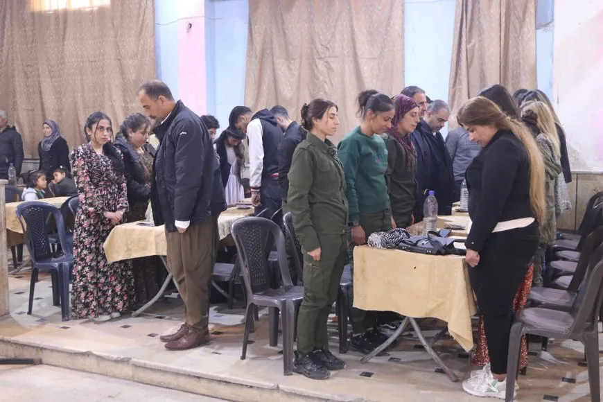 Ji endamên Hêzên Ewlekariya Hundirîn ên Helebê re şahiyek hat lidarxistin