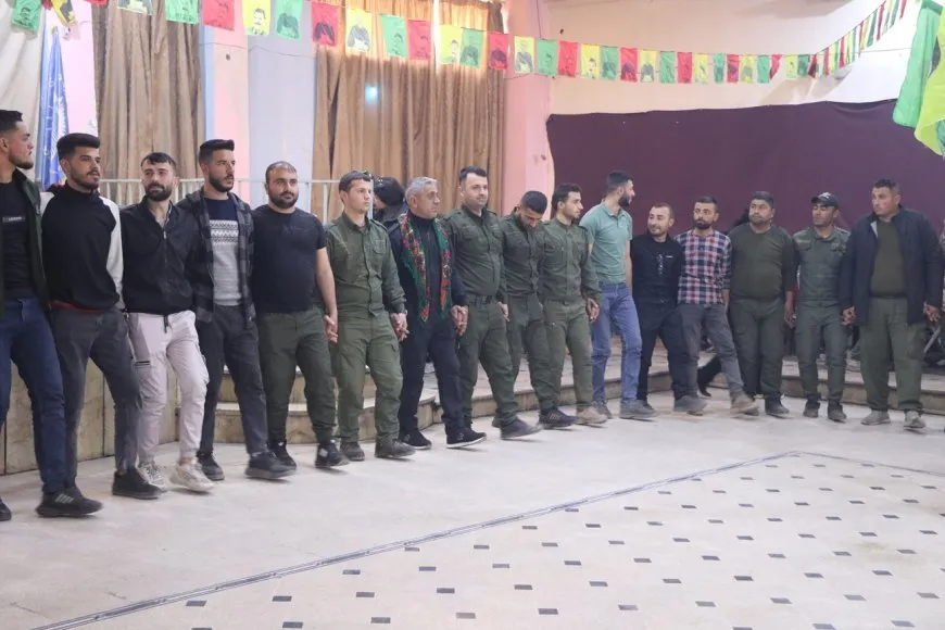 Ji endamên Hêzên Ewlekariya Hundirîn ên Helebê re şahiyek hat lidarxistin
