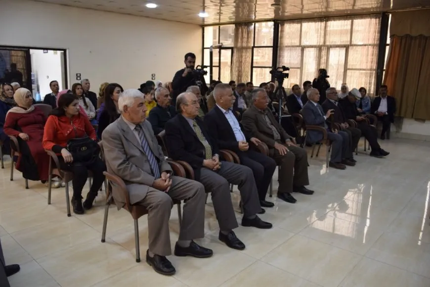 Li Hesekê şahiya îmzekirina pirtûka 'Zimanê Kurdî'