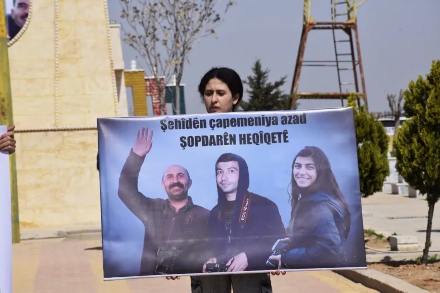 Rojnamevan Egîd Roj di çilrojiya xwe de hat bibîranîn