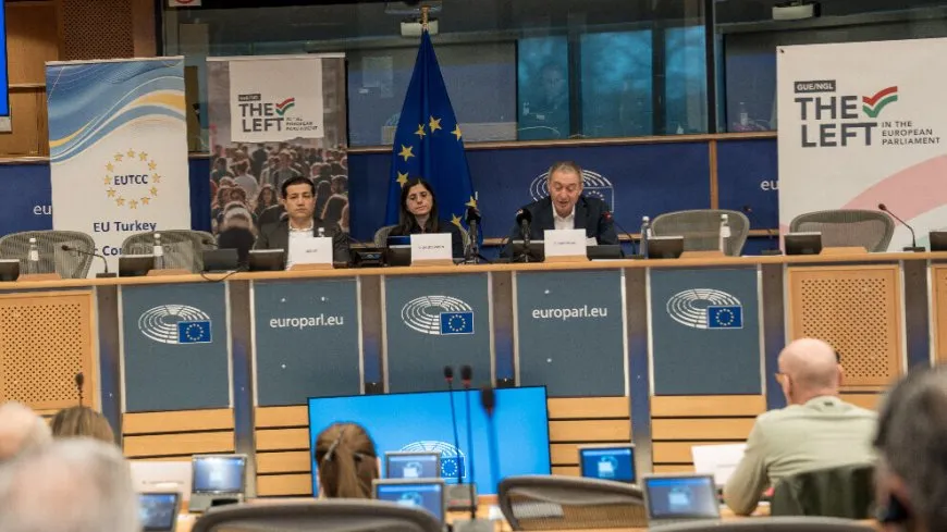 Hevserokê DEM Partiyê li PE'yê axivî: Çareseriya pirsgirêka Kurd mecbûrî ye