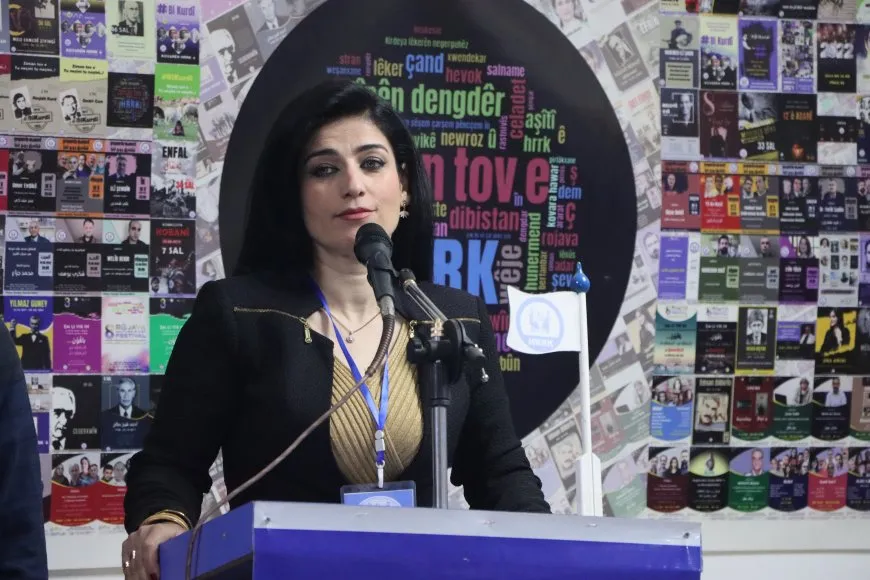Xelatgirên Pêşbirka Helbesta Kurdî ya Ciwanan diyar bûn