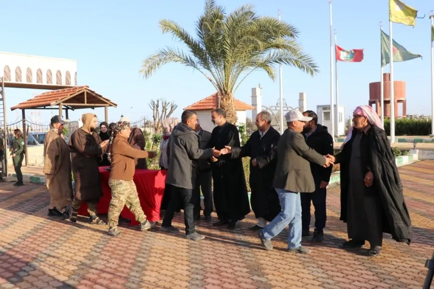 Bi wesîleya cejnê serdana gorên şehîdan hat kirin