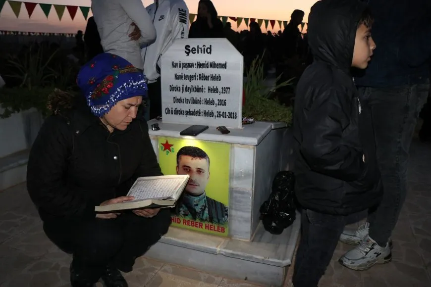 Bi wesîleya cejnê serdana gorên şehîdan hat kirin