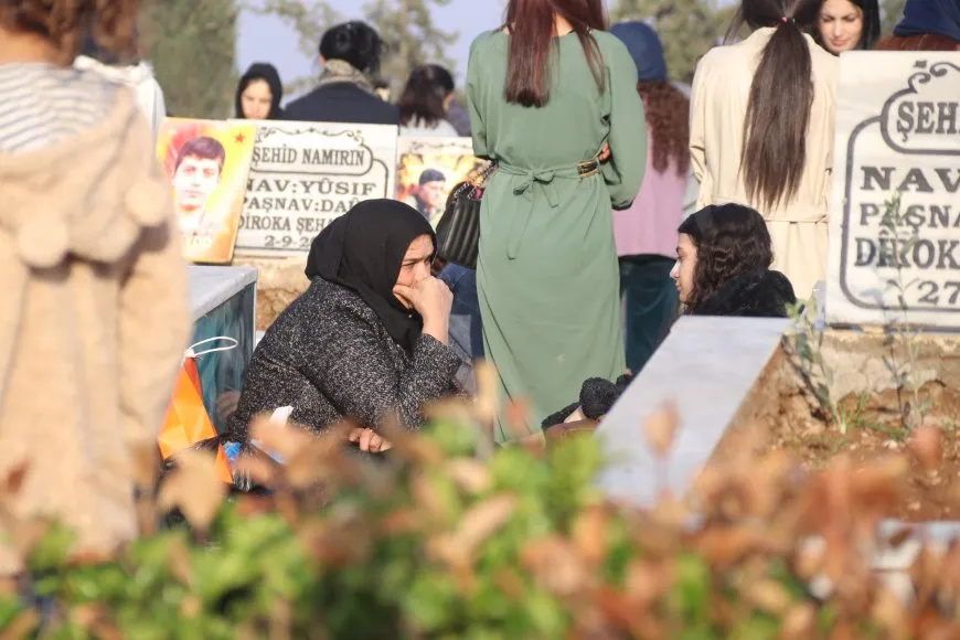 Bi wesîleya cejnê serdana gorên şehîdan hat kirin