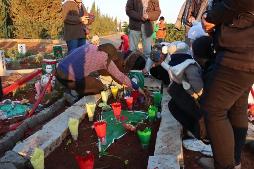 Bi wesîleya cejnê serdana gorên şehîdan hat kirin