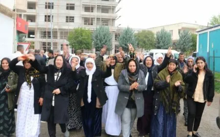 Coşa û kelecana festîvala 4'ê Nîsanê