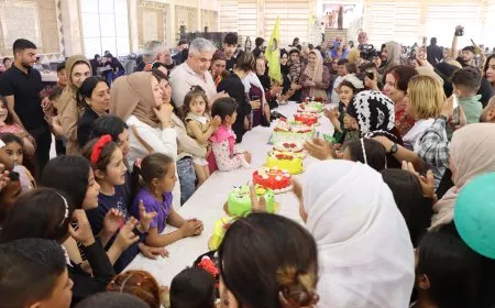 Rojbûna Rêber Apo bi şahiyên girseyî hat pîrozkirin