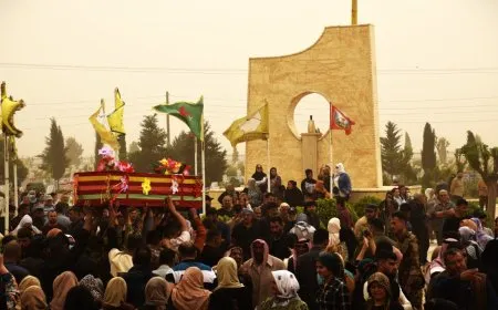 Şêniyên Hesekê cenazeyên sê şehîdan oxir kirin û soza bilindkirina têkoşînê dan