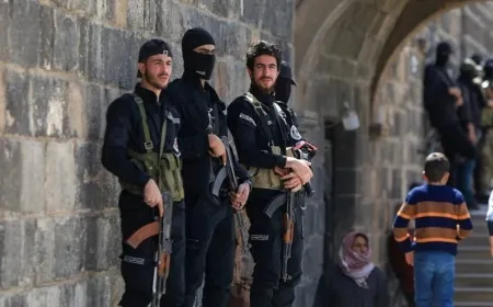 Hêzên desthilata Şamê derbasî Busra El Şam bûn