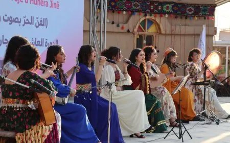 Festîvala Hunera Jinê bi rengîniya jinan dest pê kir