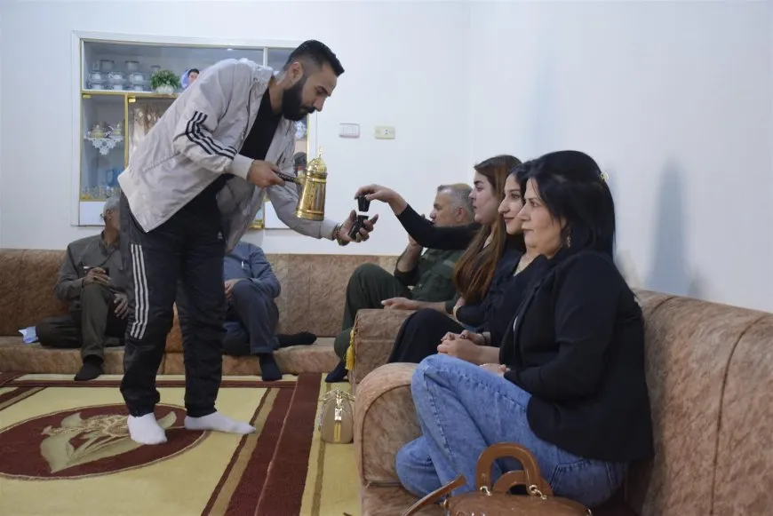 Di roja duyemîn a cejnê de malbatên şehîdan hatin ziyaretkirin