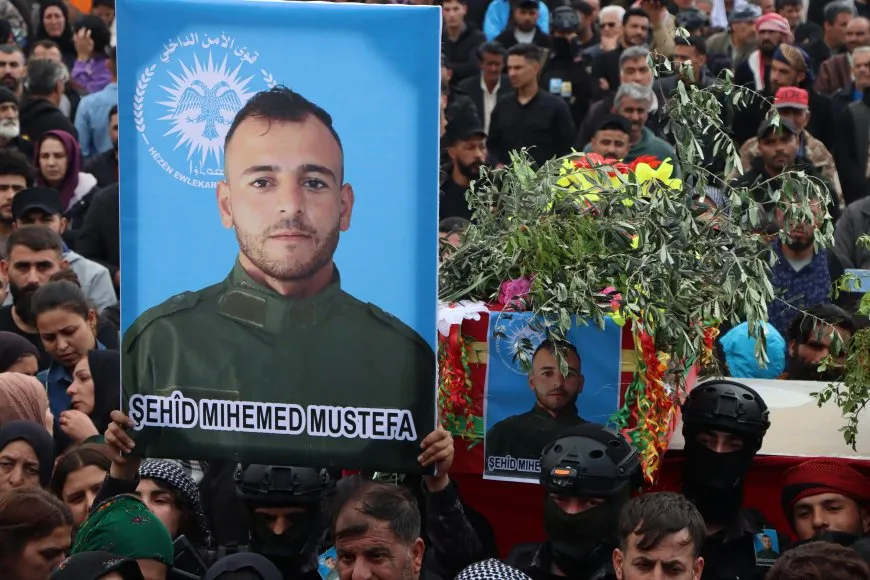 Li Qamişloyê merasîmê şehîdên Bendavê û Dêr Hafirê