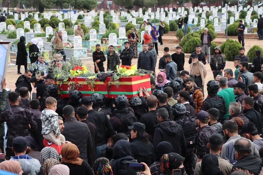 Li Qamişloyê merasîmê şehîdên Bendavê û Dêr Hafirê