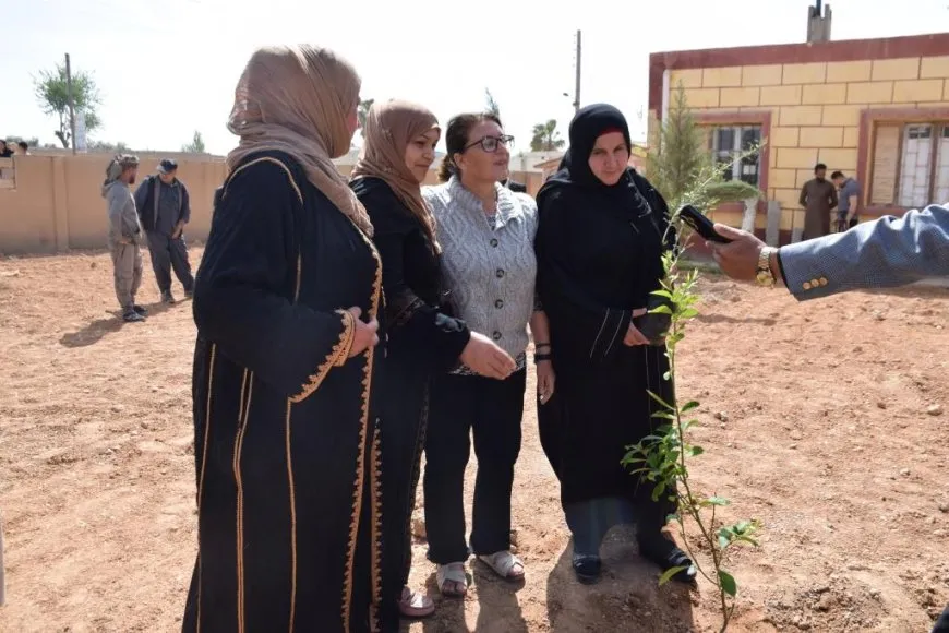 4’ê Nîsanê bi şahî û çandina daran hat pîrozkirin