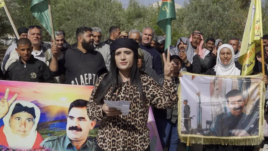 Nobedarên Tişrînê 4’ê Nîsanê pîroz kir
