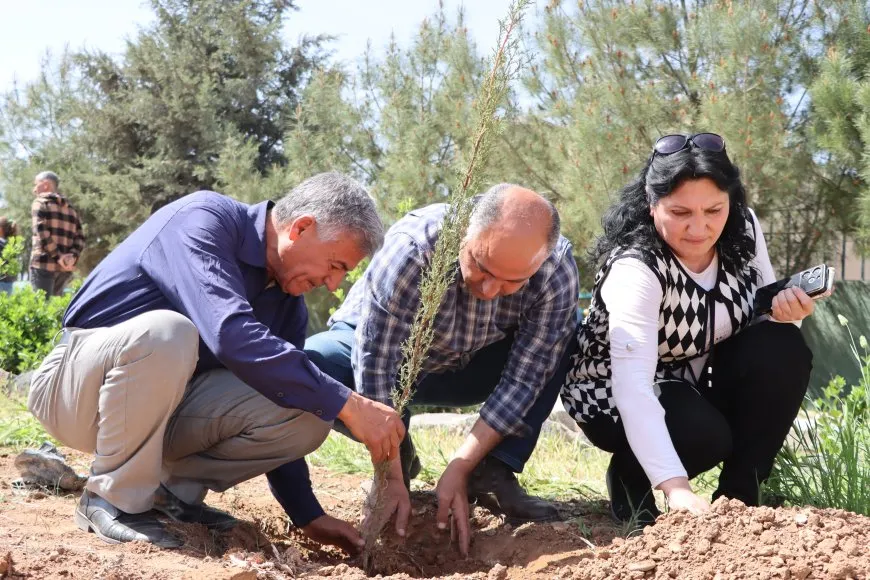 Çalakiyên bi boneya 4’ê Nîsanê dewam dikin